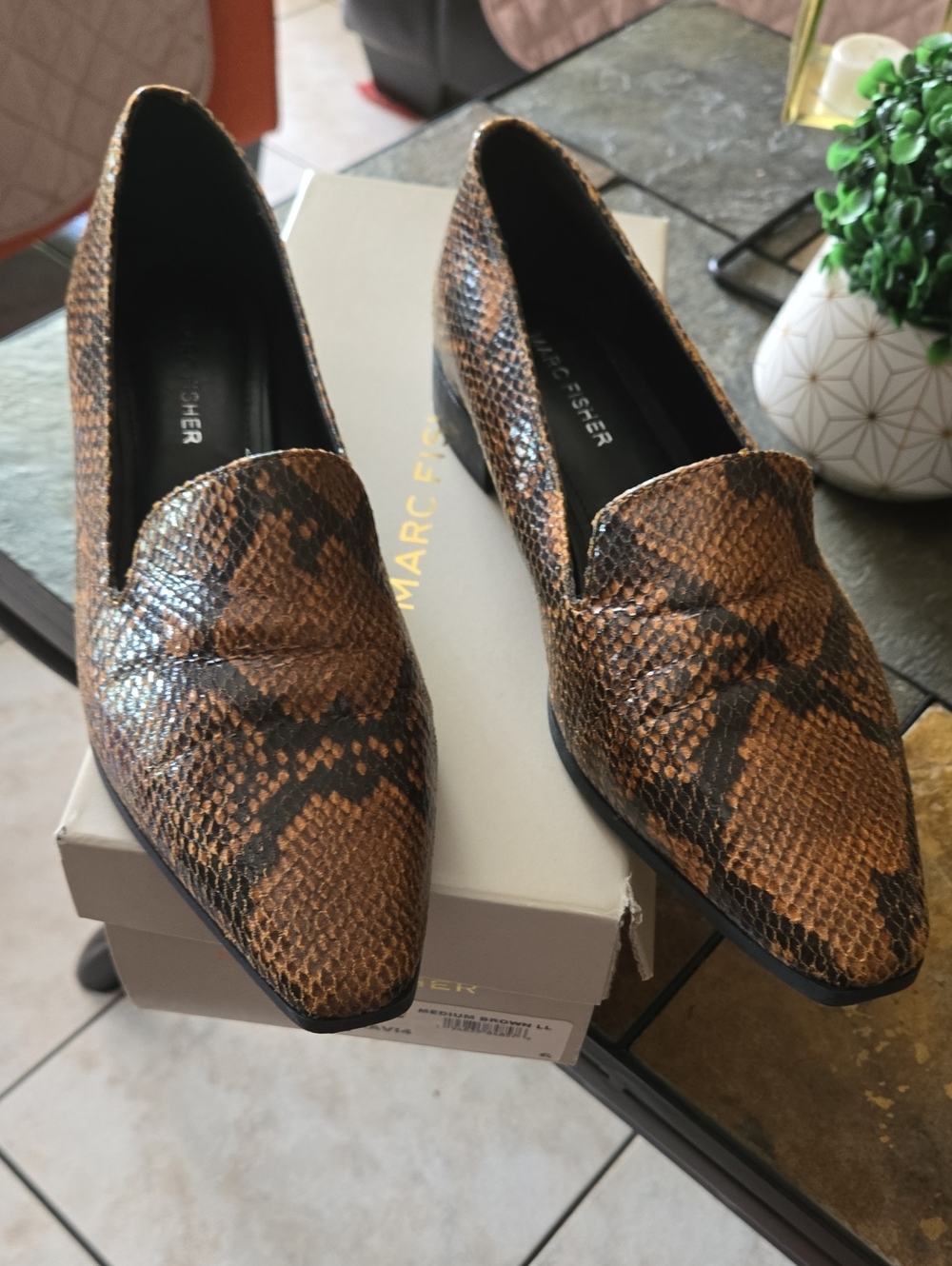 Marc Fisher Tan & Black Snake-Print Pointed Loafers Size 7